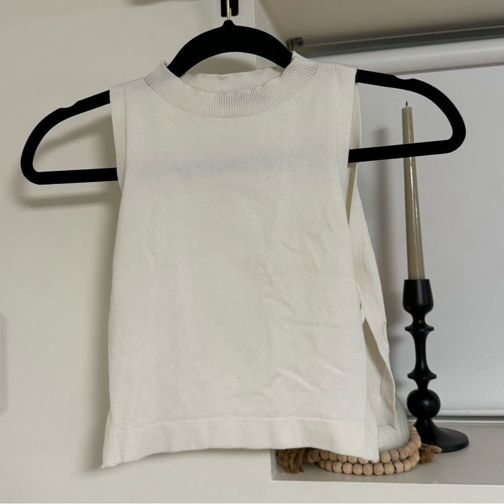 Side Slit Tye Up Tank Top